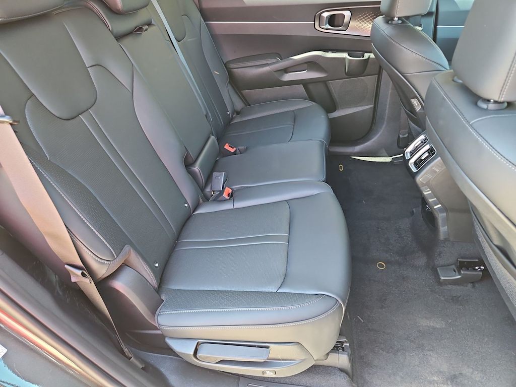 Thumbnail: 2026 Kia Sorento - 27