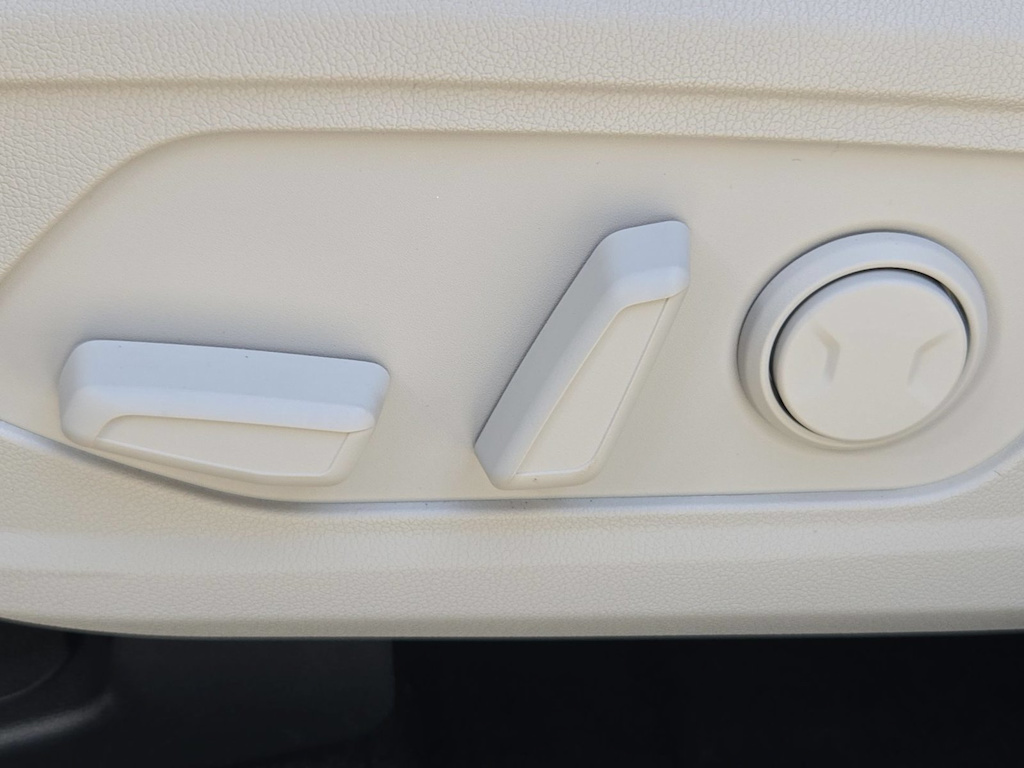 Thumbnail: 2026 Kia Sorento - 6