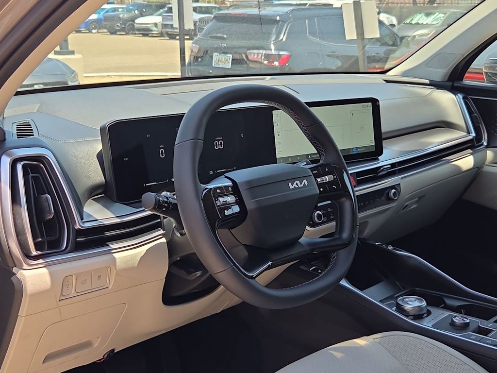 Thumbnail: 2026 Kia Sorento - 2
