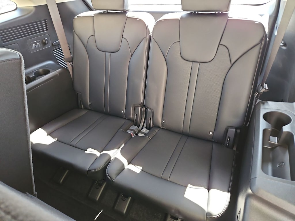 Thumbnail: 2026 Kia Sorento - 37