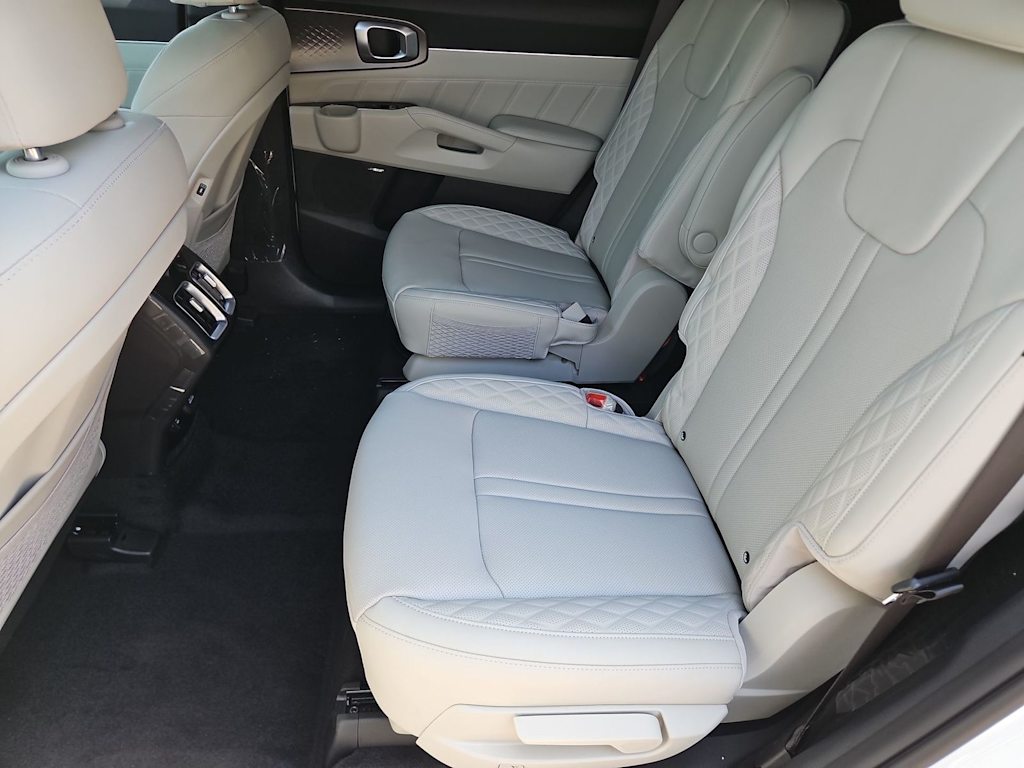Thumbnail: 2026 Kia Sorento - 13