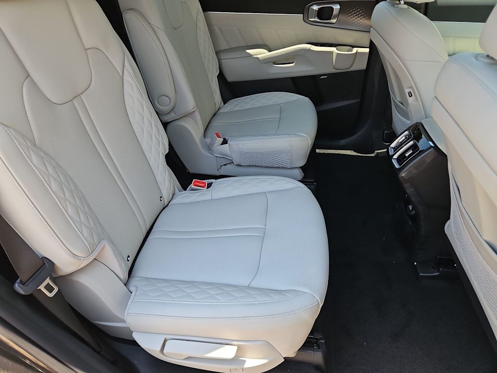 Thumbnail: 2026 Kia Sorento - 12