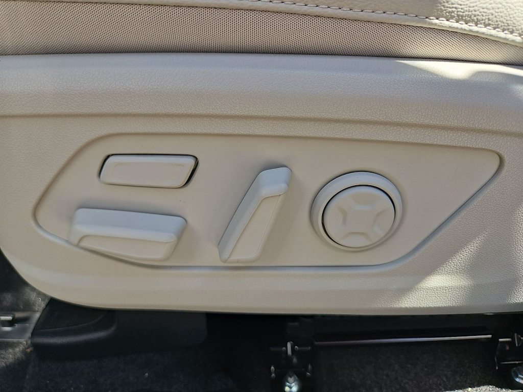 Thumbnail: 2026 Kia Sorento - 25