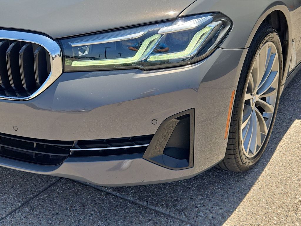 Thumbnail: 2022 BMW 5 Series - 26