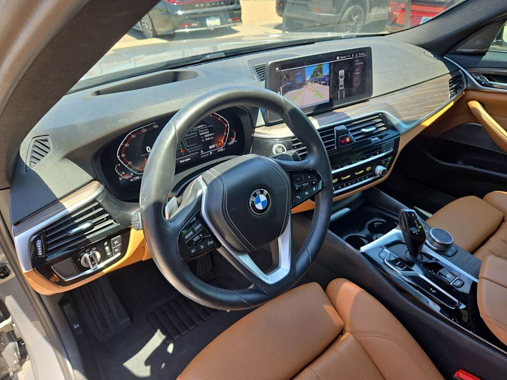 Thumbnail: 2022 BMW 5 Series - 2