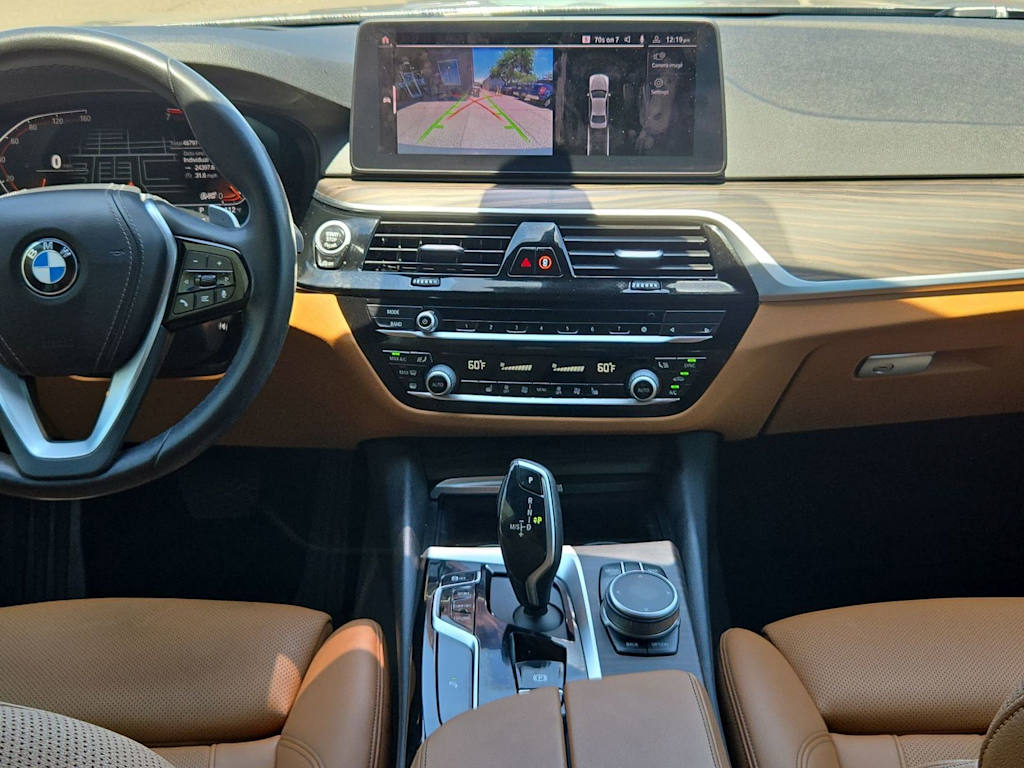 Thumbnail: 2022 BMW 5 Series - 15