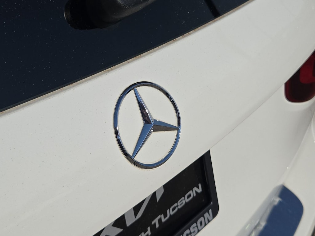 Thumbnail: 2020 Mercedes-Benz GLB - 7