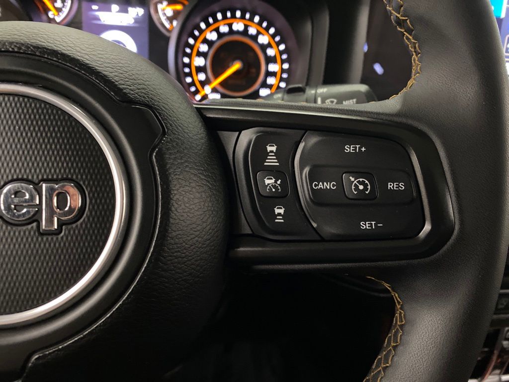 Thumbnail: 2024 Jeep Wrangler - 28