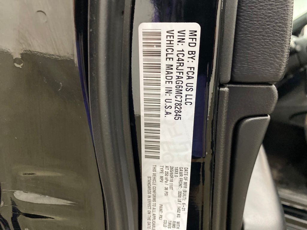 Thumbnail: 2021 Jeep Grand Cherokee - 20