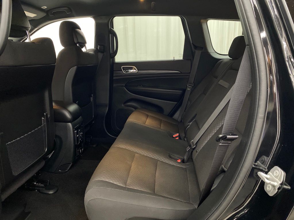 Thumbnail: 2021 Jeep Grand Cherokee - 25