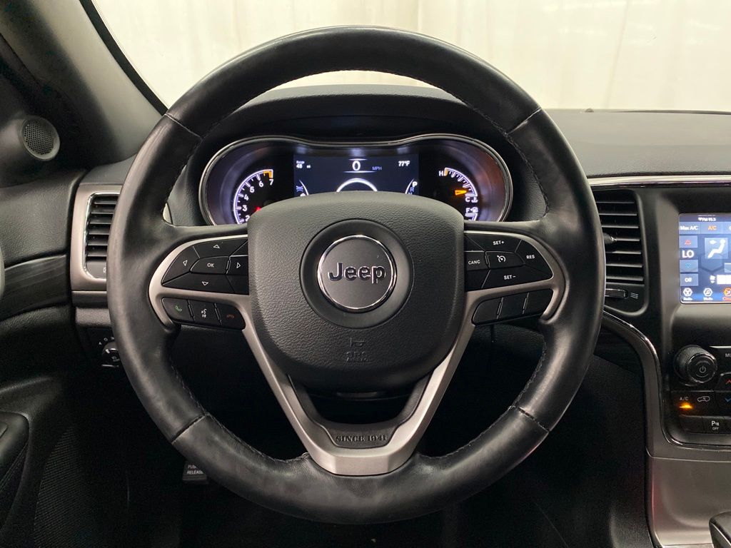 Thumbnail: 2021 Jeep Grand Cherokee - 14