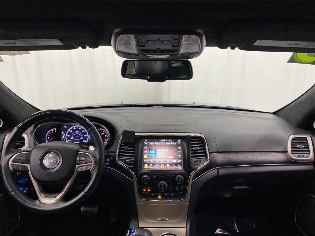 Thumbnail: 2015 Jeep Grand Cherokee - 10