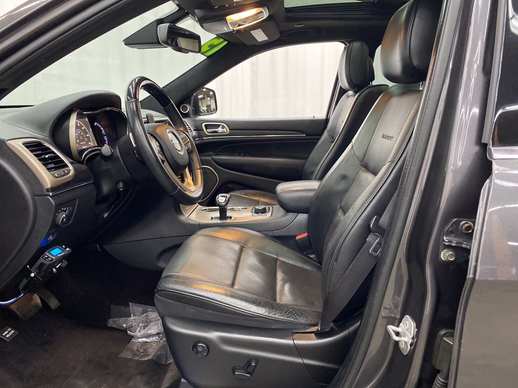 Thumbnail: 2015 Jeep Grand Cherokee - 11