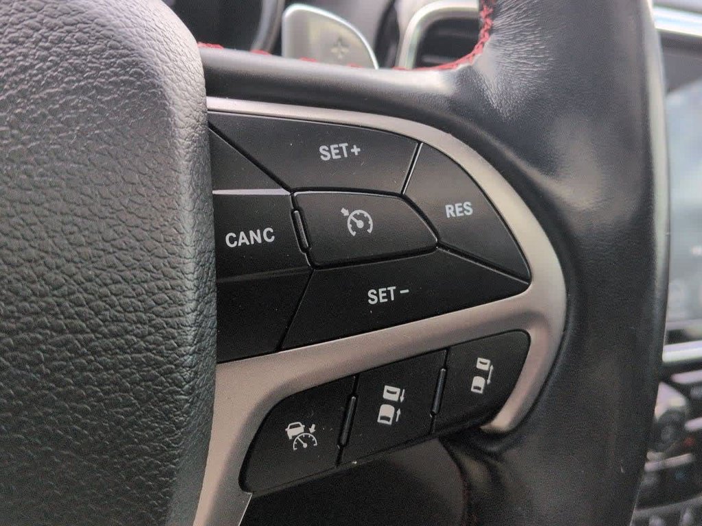 Thumbnail: 2021 Jeep Grand Cherokee - 31