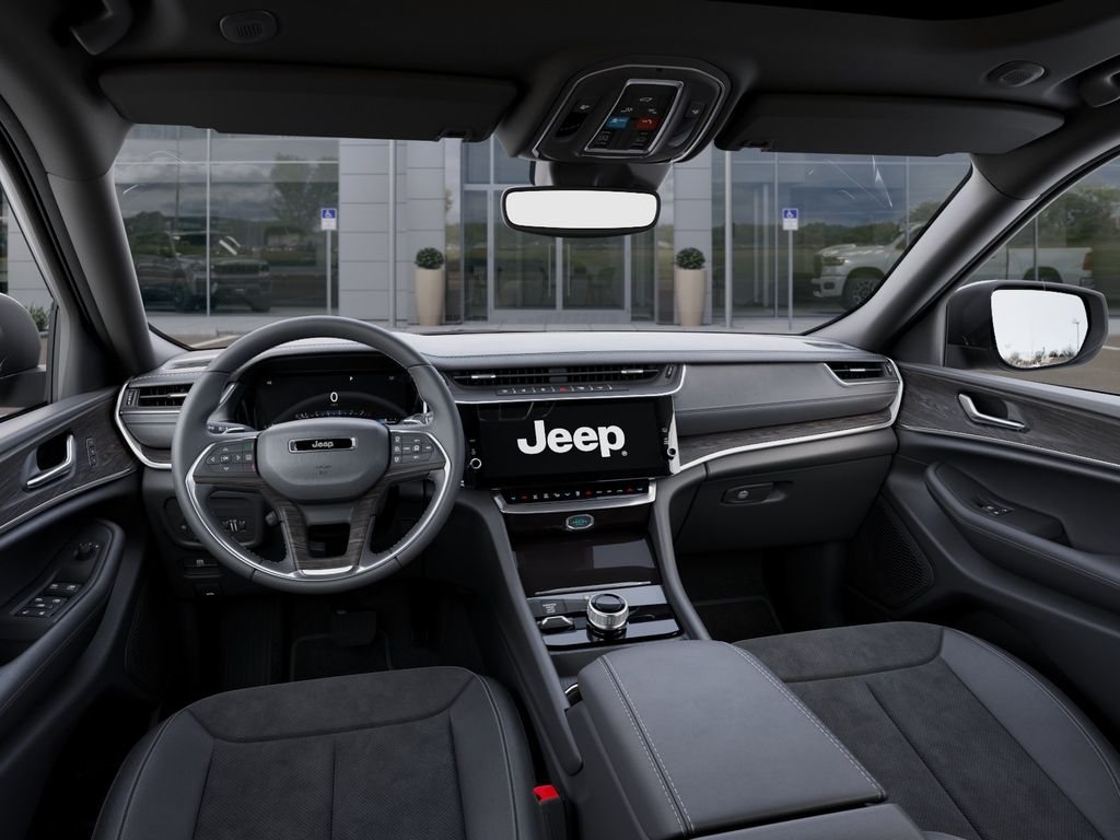 Thumbnail: 2026 Jeep Grand Cherokee - 2