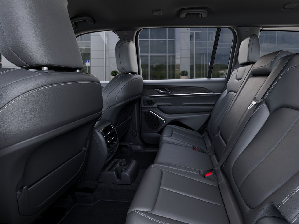 Thumbnail: 2026 Jeep Grand Cherokee L - 12