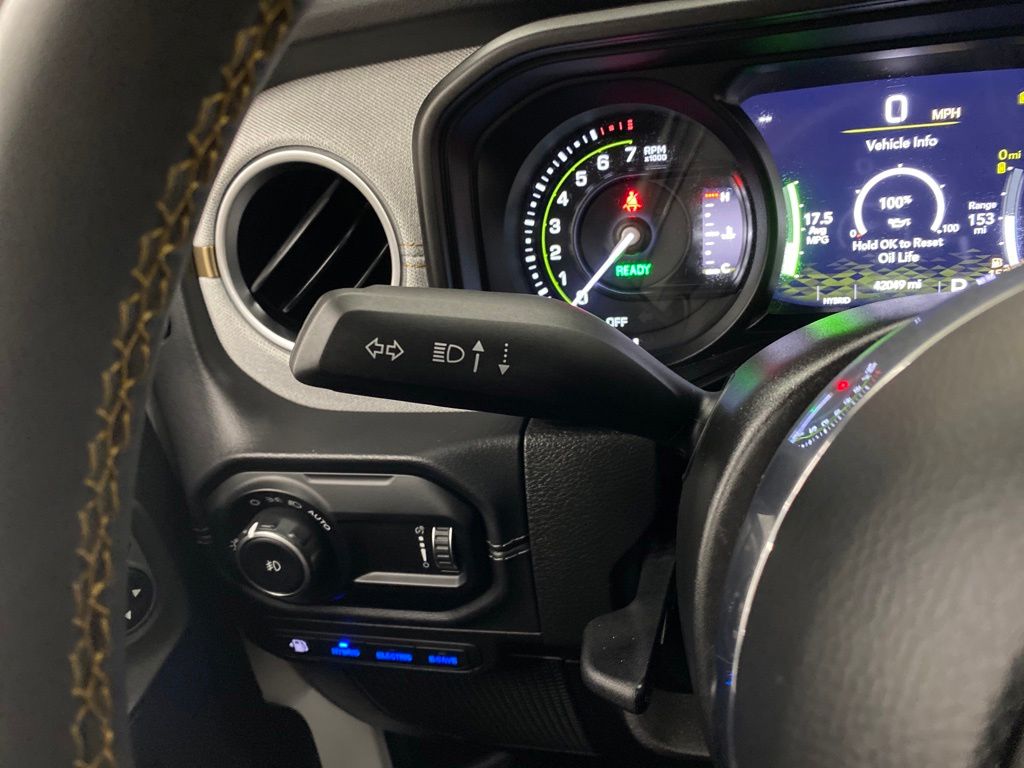 Thumbnail: 2024 Jeep Wrangler - 28