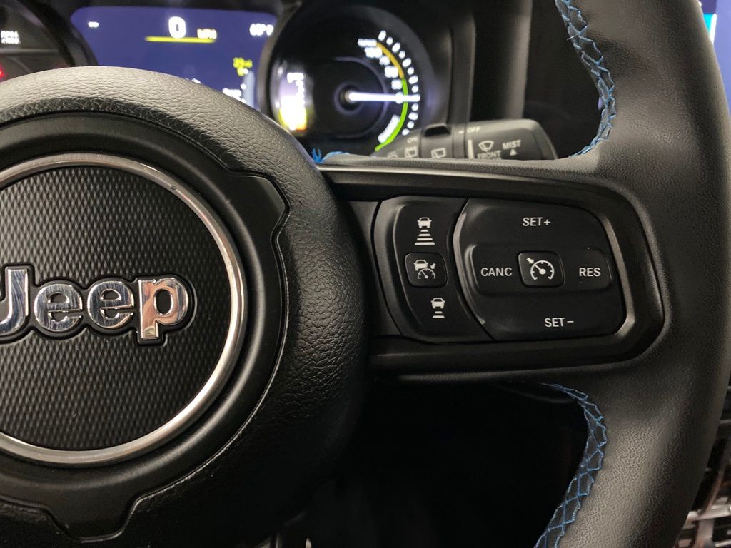 Thumbnail: 2024 Jeep Wrangler - 27