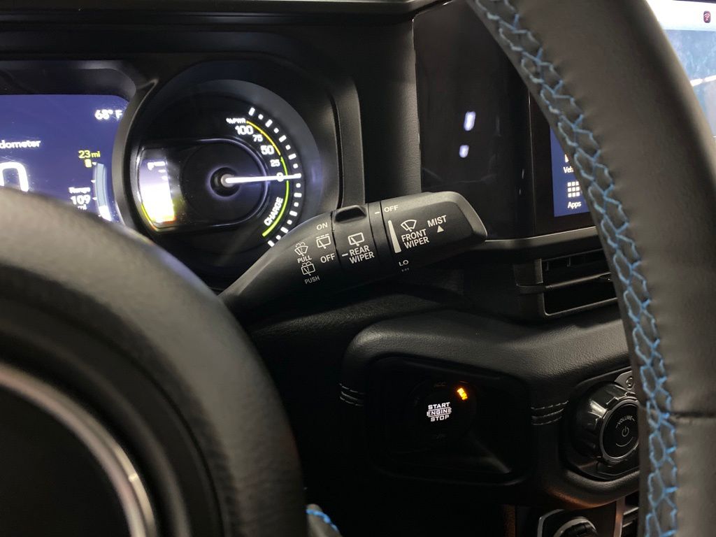 Thumbnail: 2024 Jeep Wrangler - 14