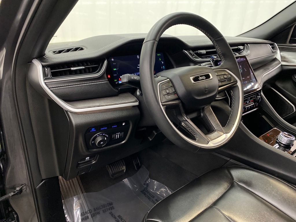 Thumbnail: 2024 Jeep Grand Cherokee - 2