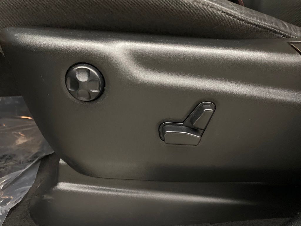 Thumbnail: 2025 Dodge Durango - 23