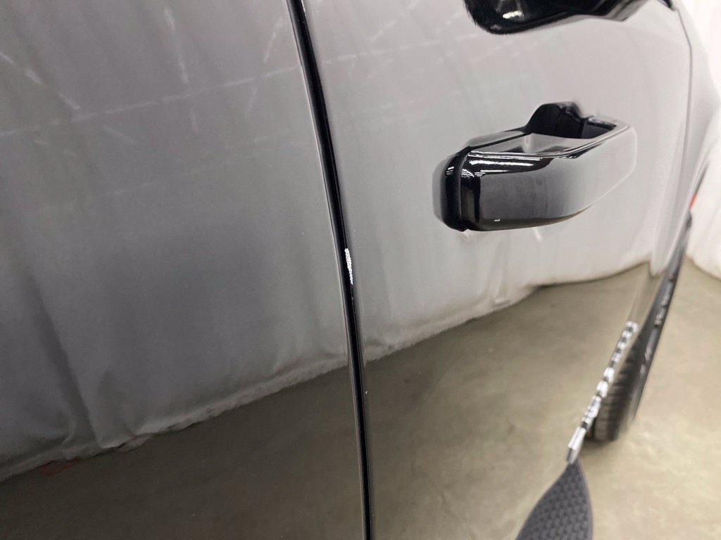 Thumbnail: 2024 Jeep Wagoneer - 31