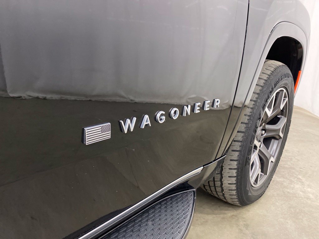 Thumbnail: 2024 Jeep Wagoneer - 7
