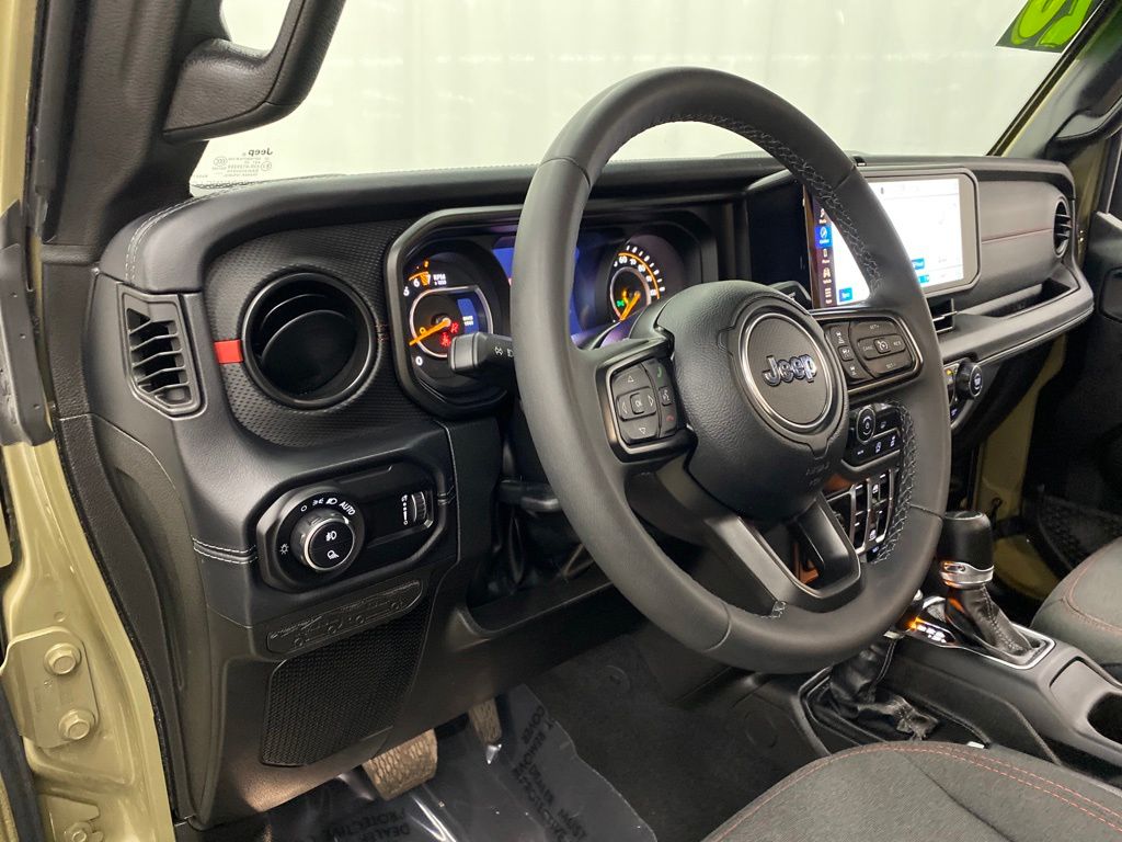 Thumbnail: 2026 Jeep Gladiator - 2