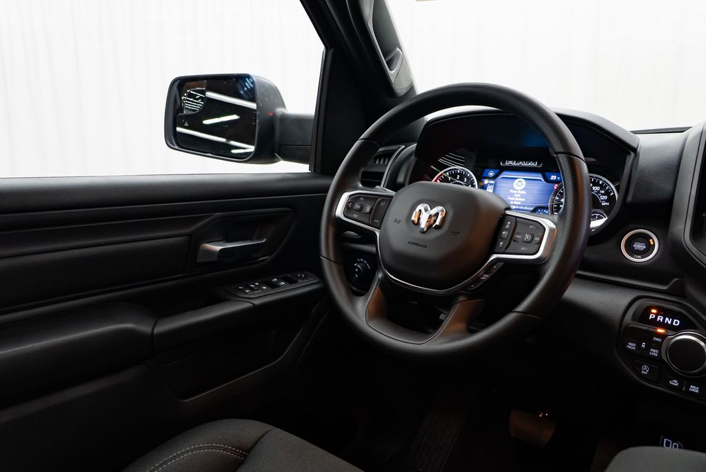 Thumbnail: 2026 RAM 1500 - 7