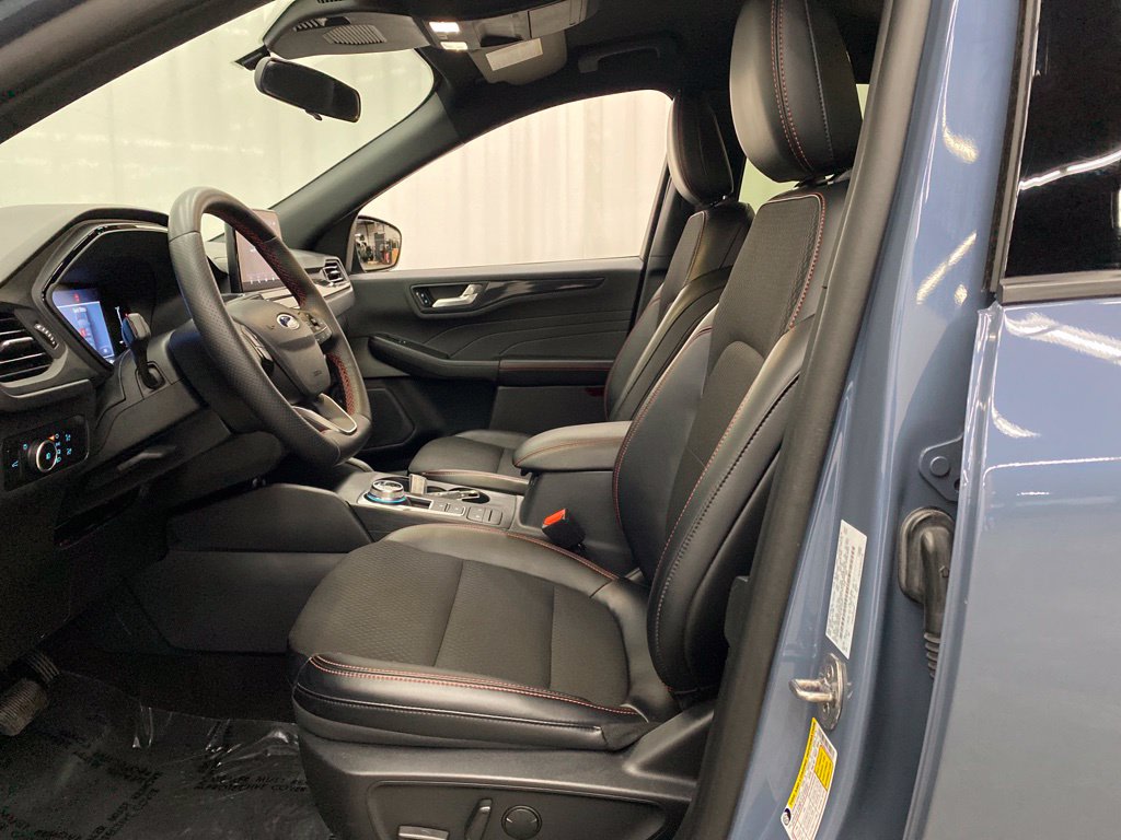 Thumbnail: 2025 Ford Escape - 9