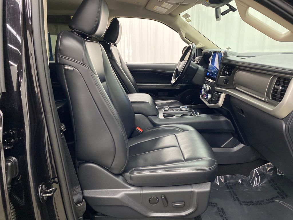 Thumbnail: 2024 Ford Expedition MAX - 12