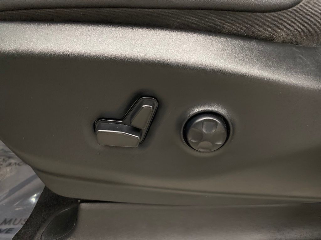 Thumbnail: 2024 Chrysler Pacifica - 22