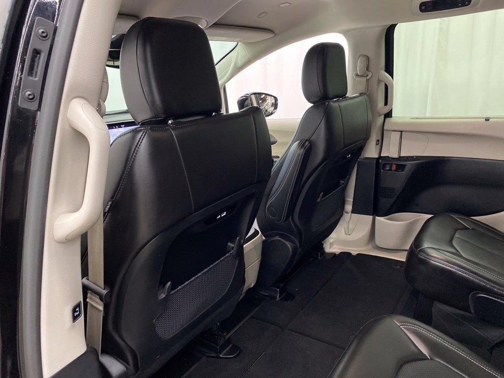 Thumbnail: 2024 Chrysler Pacifica - 13
