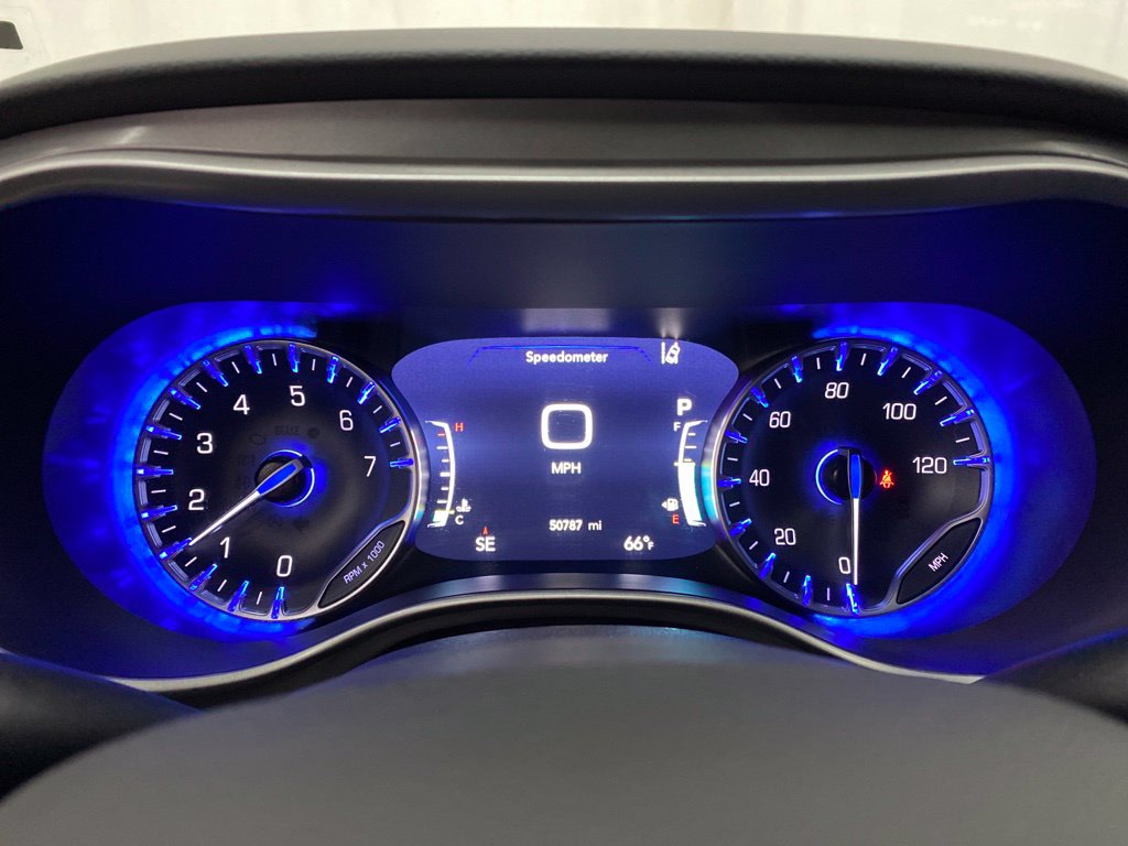 Thumbnail: 2025 Chrysler Pacifica - 15