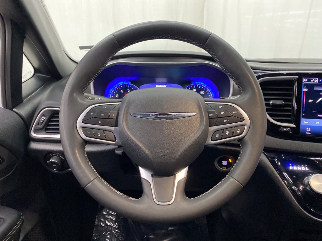 Thumbnail: 2025 Chrysler Pacifica - 13