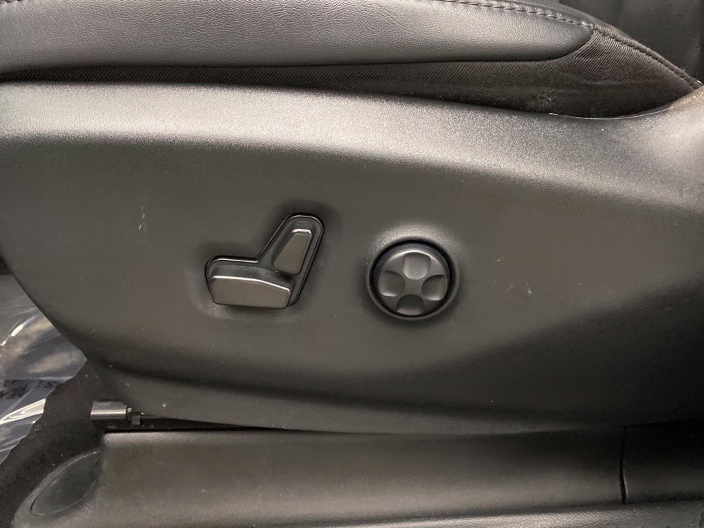 Thumbnail: 2025 Chrysler Pacifica - 22