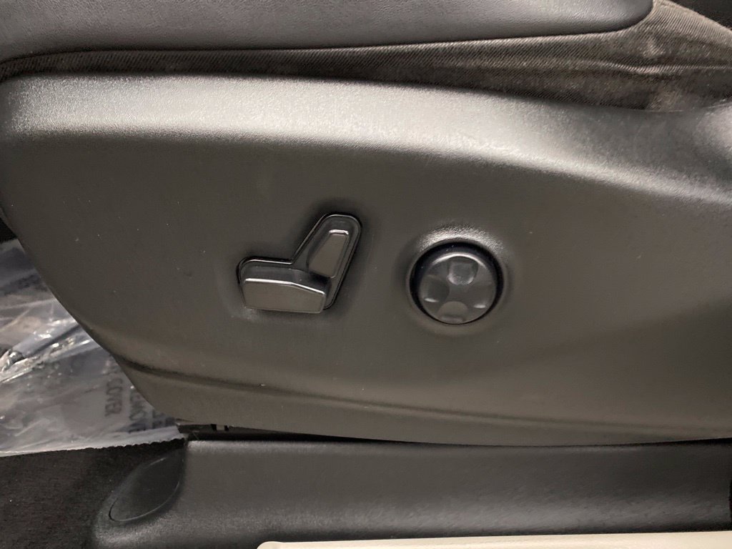Thumbnail: 2024 Chrysler Pacifica - 23