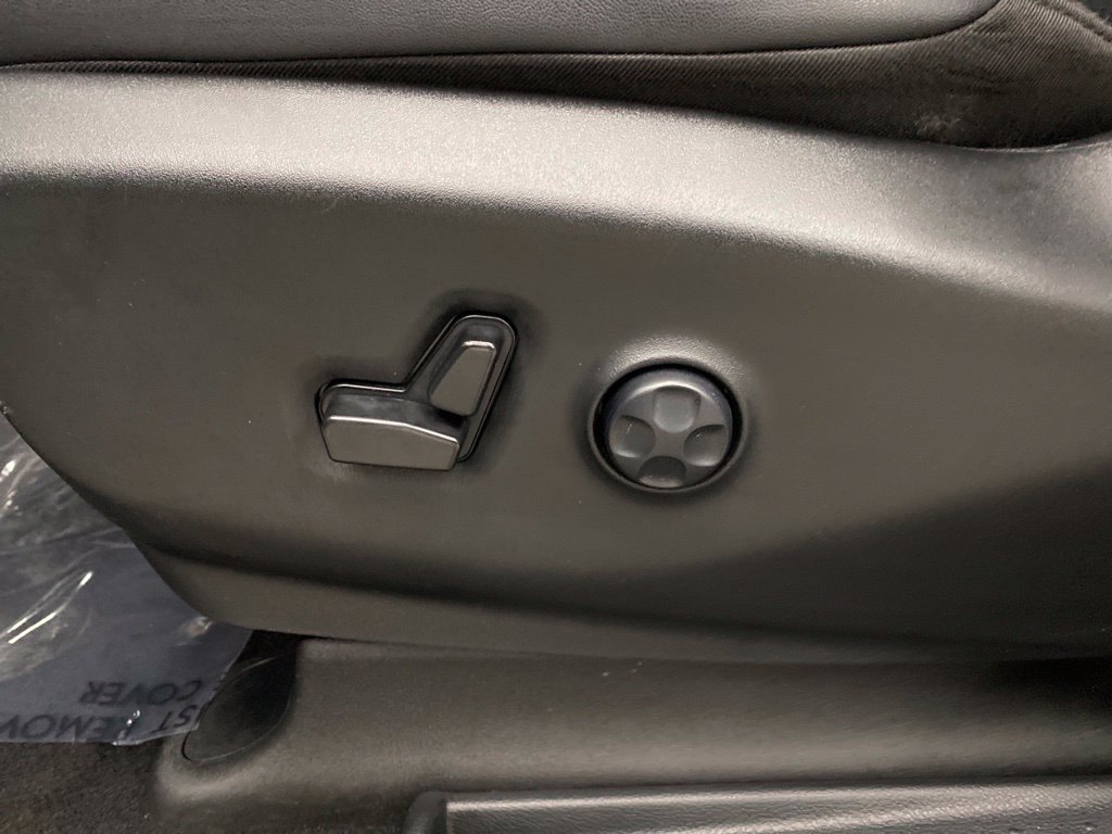 Thumbnail: 2025 Chrysler Pacifica - 22