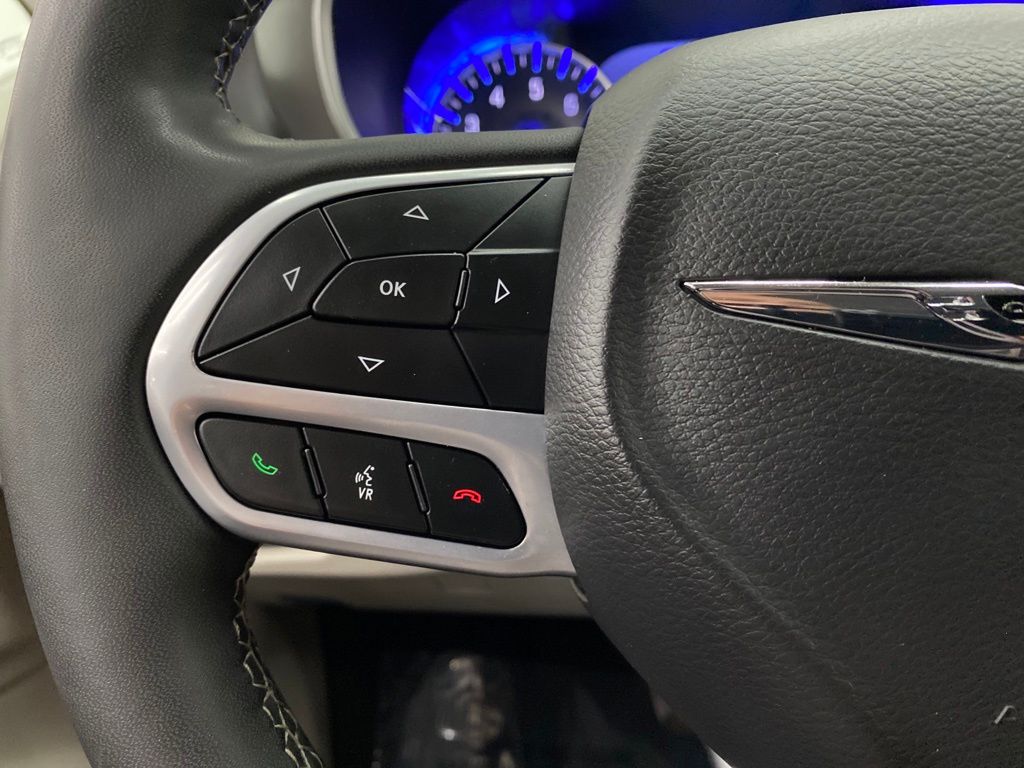 Thumbnail: 2024 Chrysler Pacifica - 26