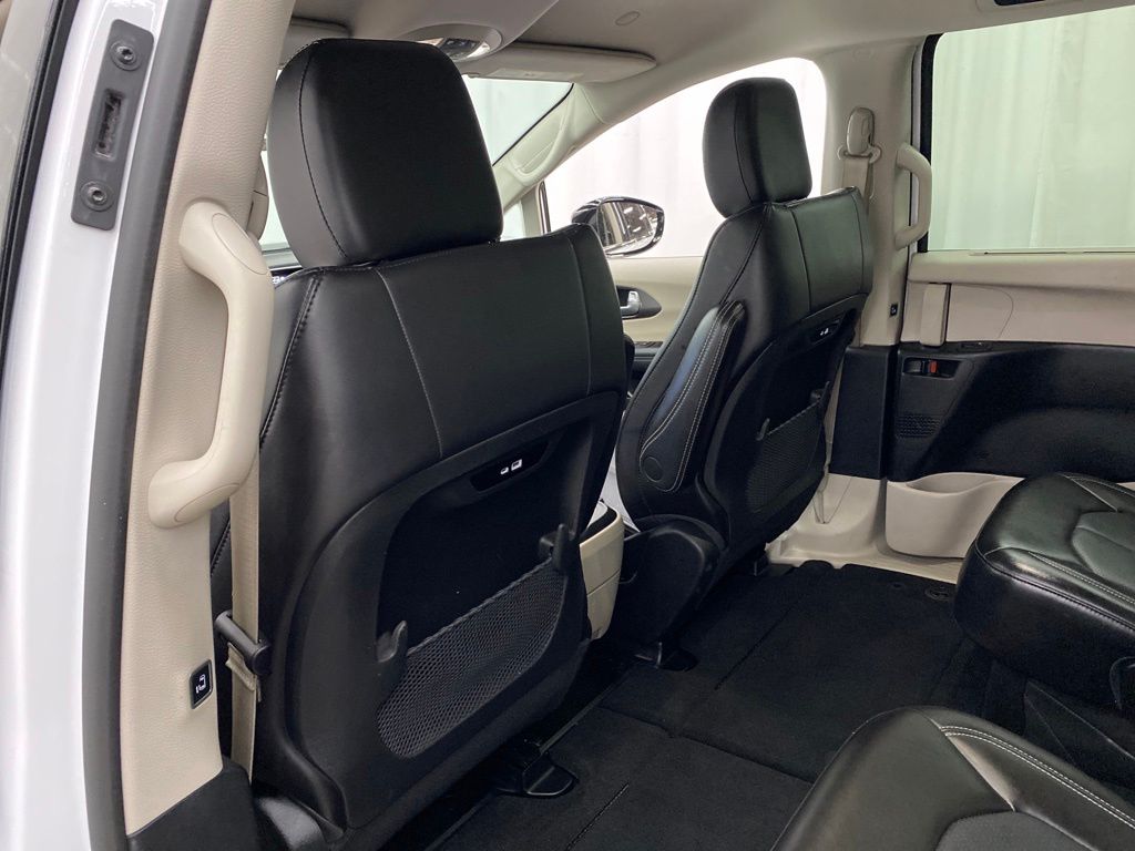 Thumbnail: 2024 Chrysler Pacifica - 13