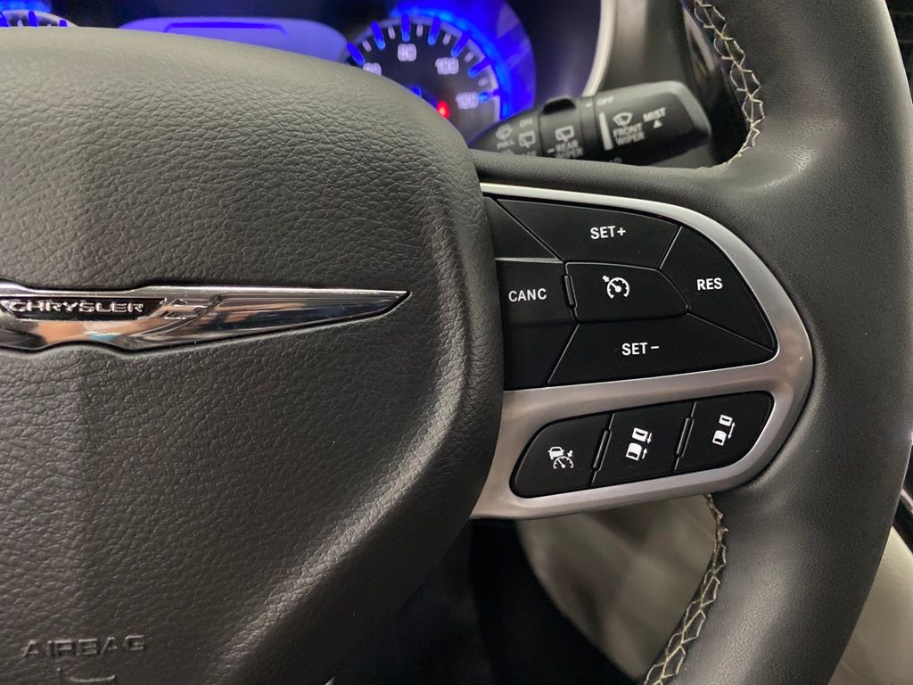 Thumbnail: 2024 Chrysler Pacifica - 27