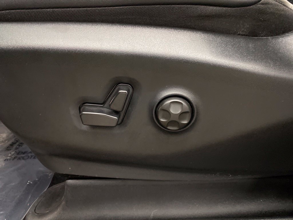 Thumbnail: 2025 Chrysler Pacifica - 20