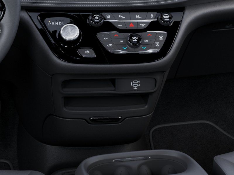 Thumbnail: 2026 Chrysler Pacifica - 12