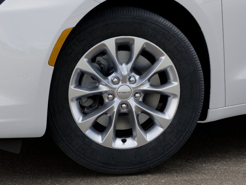 Thumbnail: 2027 Chrysler Pacifica - 7