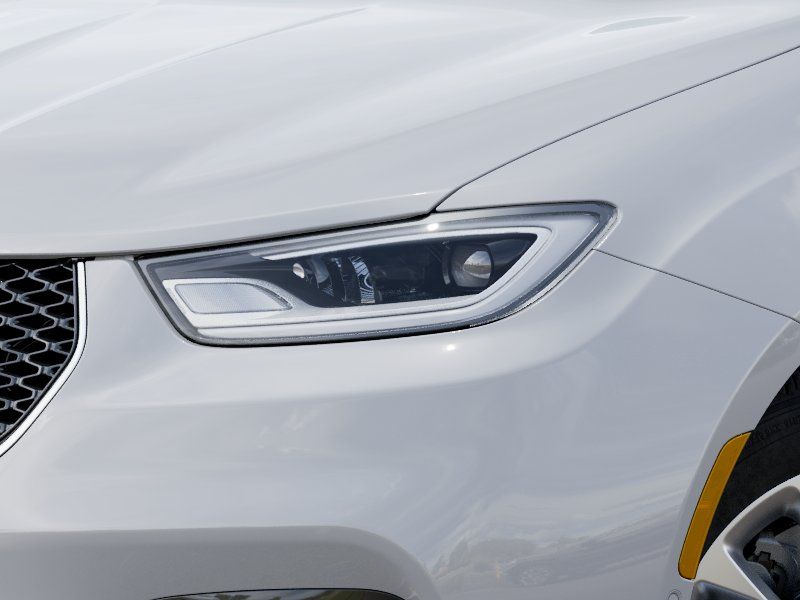 Thumbnail: 2026 Chrysler Pacifica - 7