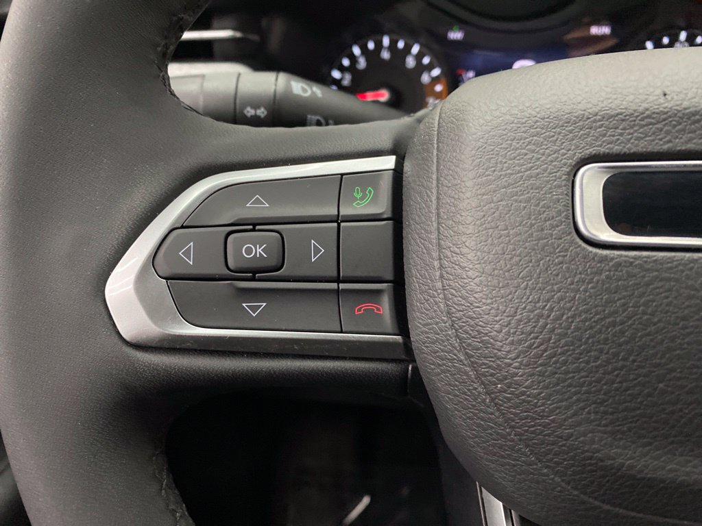 Thumbnail: 2025 Jeep Compass - 27