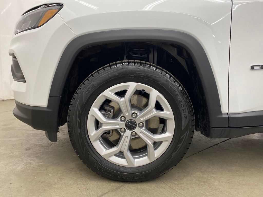 Thumbnail: 2025 Jeep Compass - 8