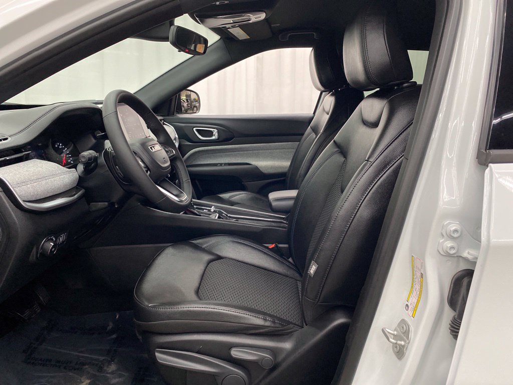 Thumbnail: 2025 Jeep Compass - 11