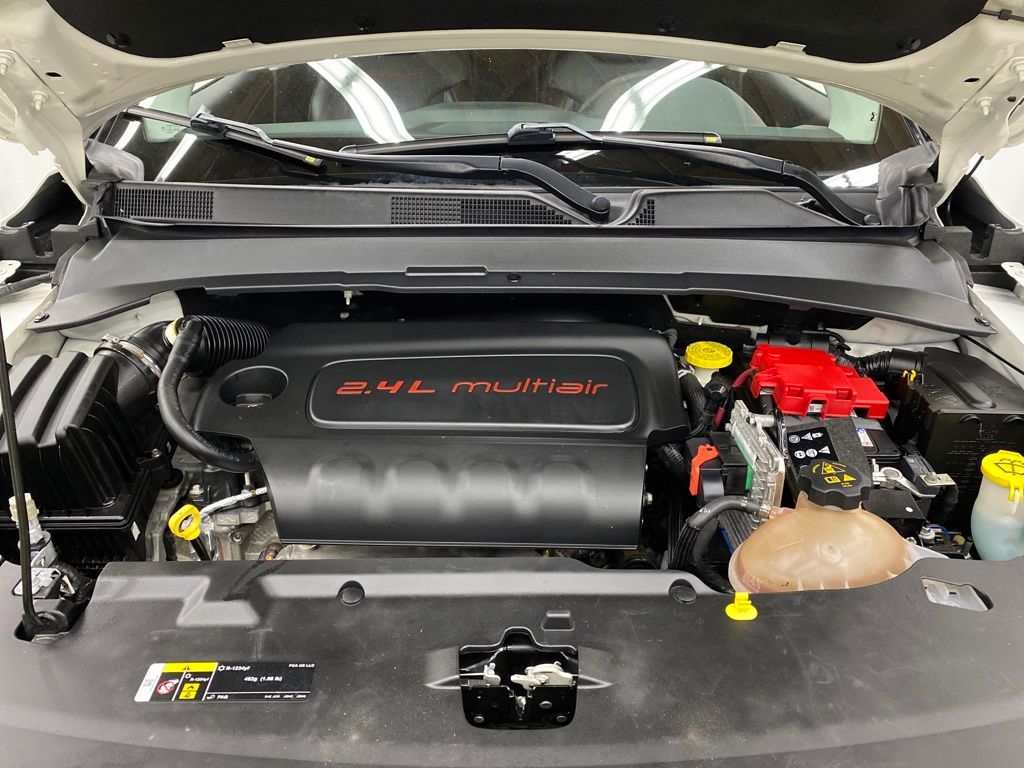 Thumbnail: 2021 Jeep Compass - 9