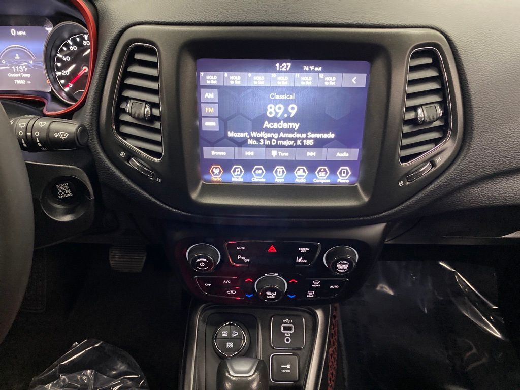 Thumbnail: 2021 Jeep Compass - 32